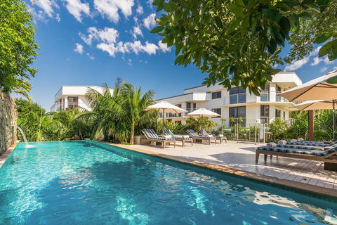 Bayview Beachfront Apartments, In Town Right On The Beach - New Castle Tourism 6