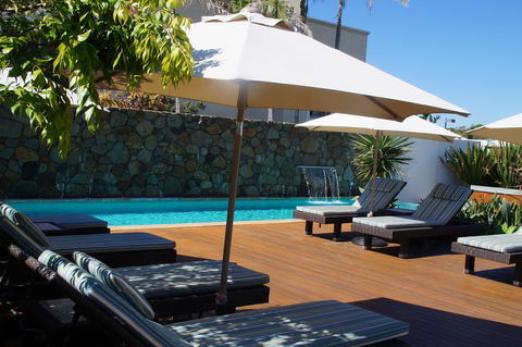 Bayview Beachfront Apartments, In Town Right On The Beach - New Castle Tourism 18