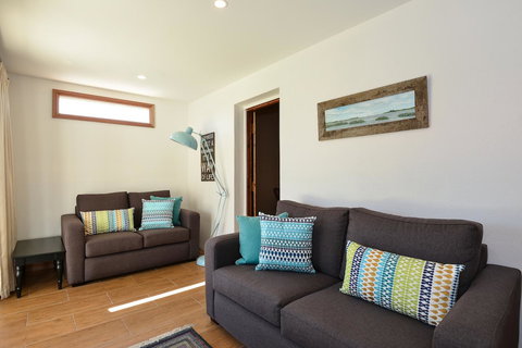 Trafalgar Premium Vintage Suites - Newcastle Accommodation 21