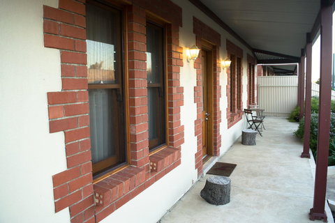 Longreach At Port Elliot - Newcastle Accommodation 0