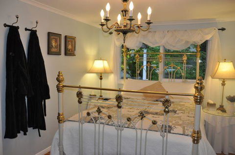 Aldgate Valley Bed And Breakfast - Newcastle Accommodation 6