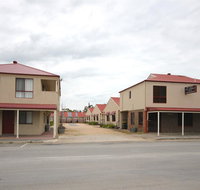 Port Vincent Motel  Apartments - Newcastle Accommodation