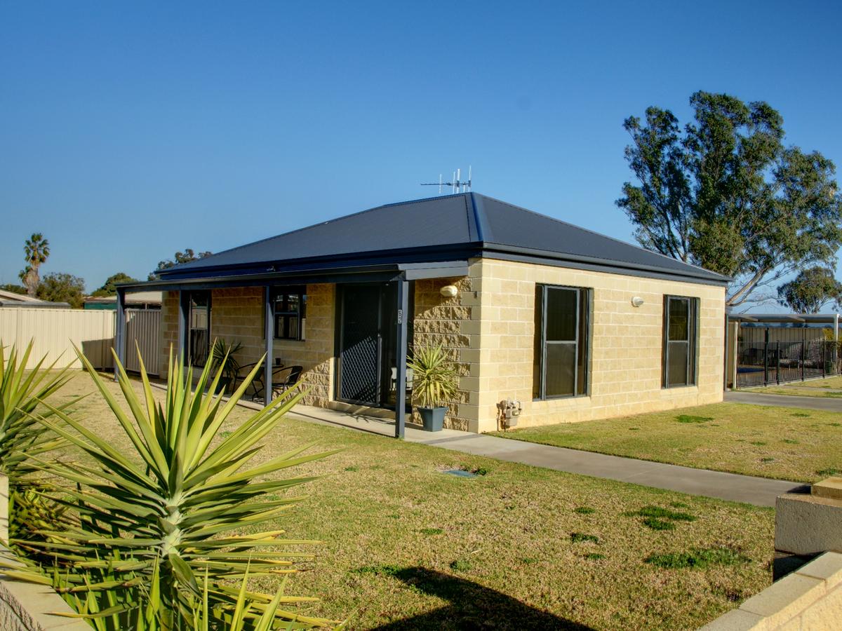 Howlong NSW Newcastle Accommodation