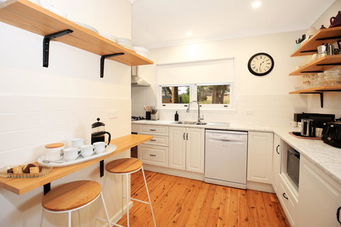 Hudson Bay @ Basin View-Pet Friendly-15 Mins To Hyams Beach - Newcastle Accommodation 5
