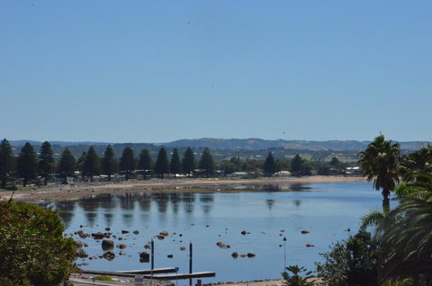 The Bluff Resort Apartments - New Castle Tourism 20