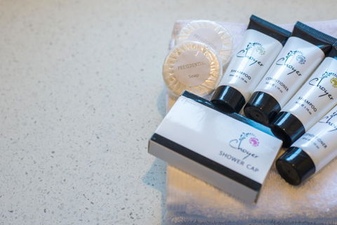 Mick O\'Sheas - Newcastle Accommodation 21