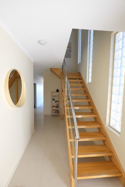 Ochre Point Beach House On Moana Seafront - Newcastle Accommodation 16