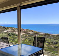 Ochre Point Beach House on Moana Seafront - New Castle Tourism