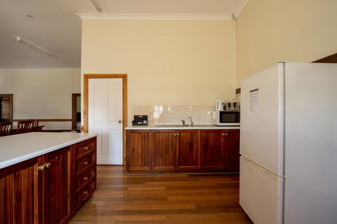 City Centre Motel Hotel - New Castle Tourism 35
