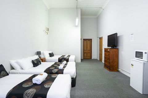 City Centre Motel Hotel - New Castle Tourism 9