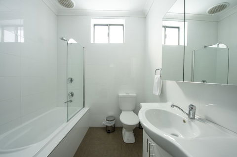 City Centre Motel Hotel - New Castle Tourism 29