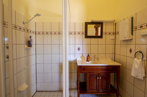 City Centre Motel Hotel - New Castle Tourism 33