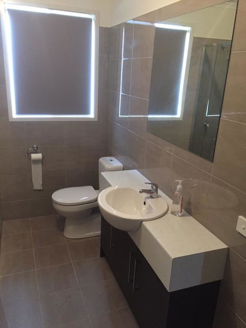 City Centre Motel Hotel - New Castle Tourism 42