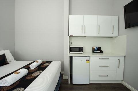 City Centre Motel Hotel - New Castle Tourism 15