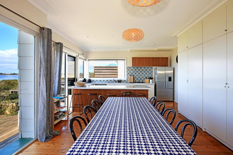 Culburra Beachhouse - Newcastle Accommodation 18