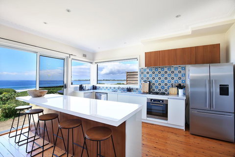 Culburra Beachhouse - Newcastle Accommodation 1