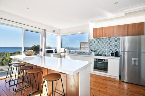 Culburra Beachhouse - Newcastle Accommodation 14