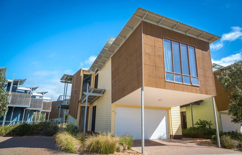 South Shores Yellowfin Villa 96 - South Shores Normanville - Newcastle Accommodation 16