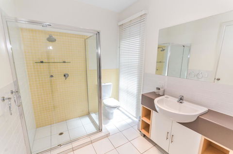South Shores Villa 31 - South Shores Normanville - Newcastle Accommodation 12
