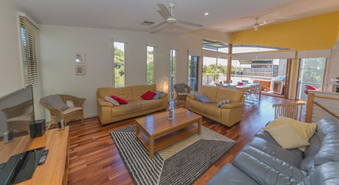 South Shores Villa 31 - South Shores Normanville - Newcastle Accommodation 10