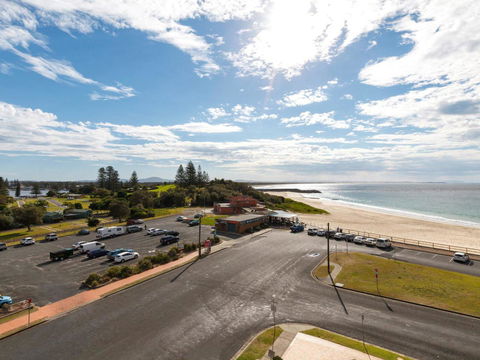 Ebbtide 25 - New Castle Tourism 7