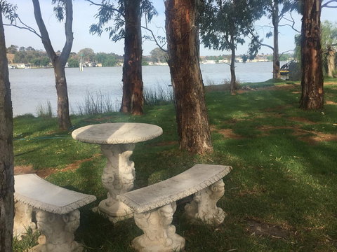 Murray Bridge Riverview Cabin - Newcastle Accommodation 4