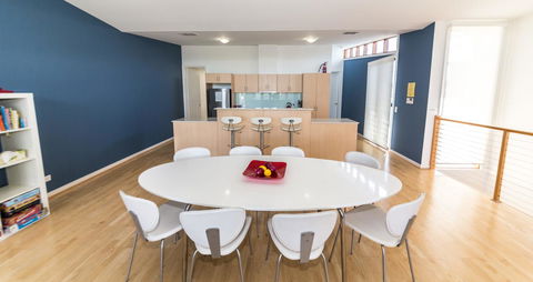 South Shores Villa 50 - Newcastle Accommodation 1