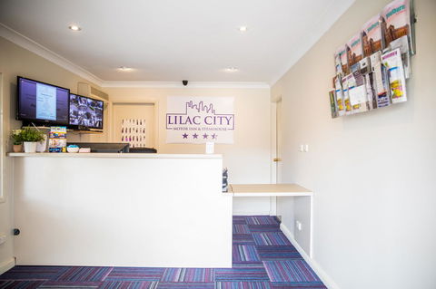 Lilac City Motor Inn & Steakhouse - New Castle Tourism 14