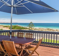 Sandy Feet - 31 Gold Coast Drive - Newcastle Accommodation