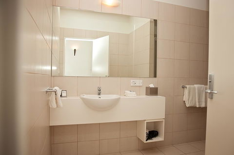 Mawson Lakes Hotel - New Castle Tourism 36
