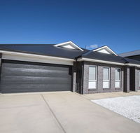 Serene Shores - Newcastle Accommodation