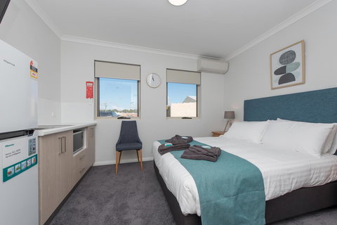 Jurien Bay Motel Apartments - Newcastle Accommodation 26