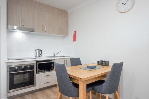 Jurien Bay Motel Apartments - Newcastle Accommodation 12