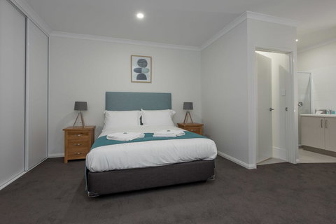 Jurien Bay Motel Apartments - Newcastle Accommodation 5