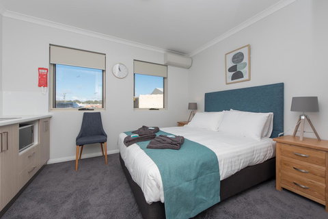 Jurien Bay Motel Apartments - Newcastle Accommodation 23