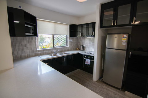 Mandurah Family Resort - New Castle Tourism 33