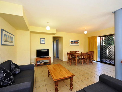 Mandurah Family Resort - New Castle Tourism 41