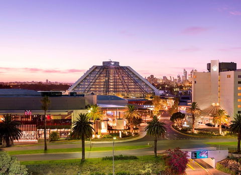 Crown Metropol Perth - Newcastle Accommodation 5