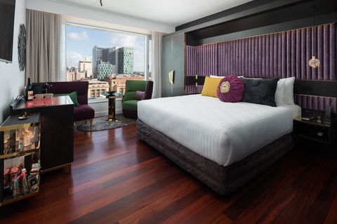 QT Perth - Newcastle Accommodation 1