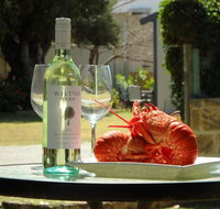 Lazy Lobster Holiday Units  Chalets - Newcastle Accommodation