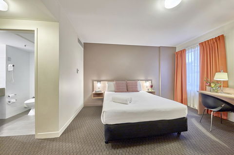 Ibis Perth - New Castle Tourism 4