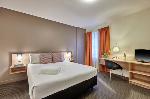 Ibis Perth - New Castle Tourism 5