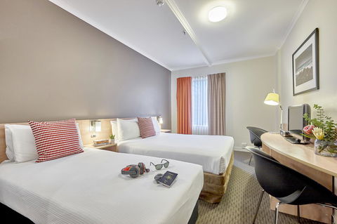 Ibis Perth - New Castle Tourism 6