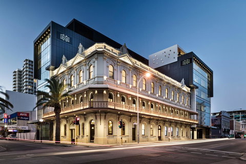 The Melbourne Hotel - Newcastle Accommodation 0