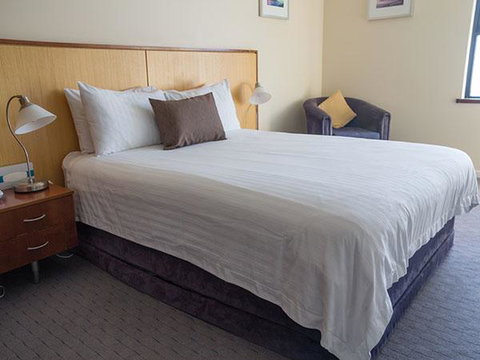 Ocean Beach Hotel - Newcastle Accommodation 0
