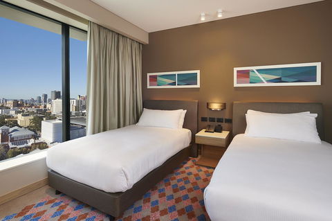 Doubletree By Hilton Perth Northbridge - Newcastle Accommodation 12