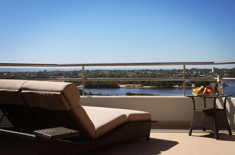 Residence On Langley Park - New Castle Tourism 19