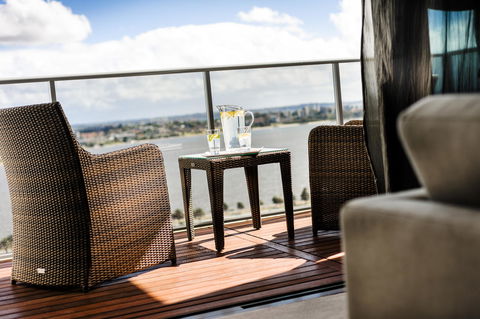 Fraser Suites Perth - New Castle Tourism 7