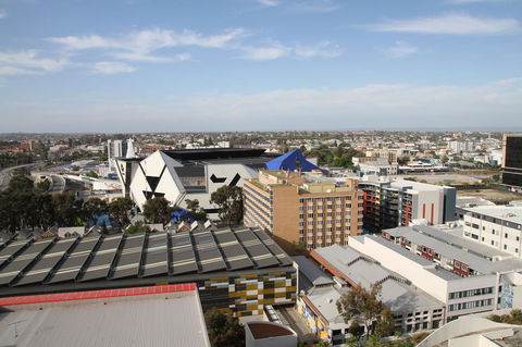 Centre Of Perth Whole Apartment W/view&spa&pool&wifi - New Castle Tourism 24