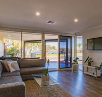 Starboard Views Kalbarri - River Front Apartment - Newcastle Accommodation